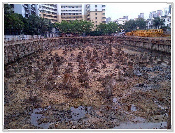 地下室地槽漏水堵漏